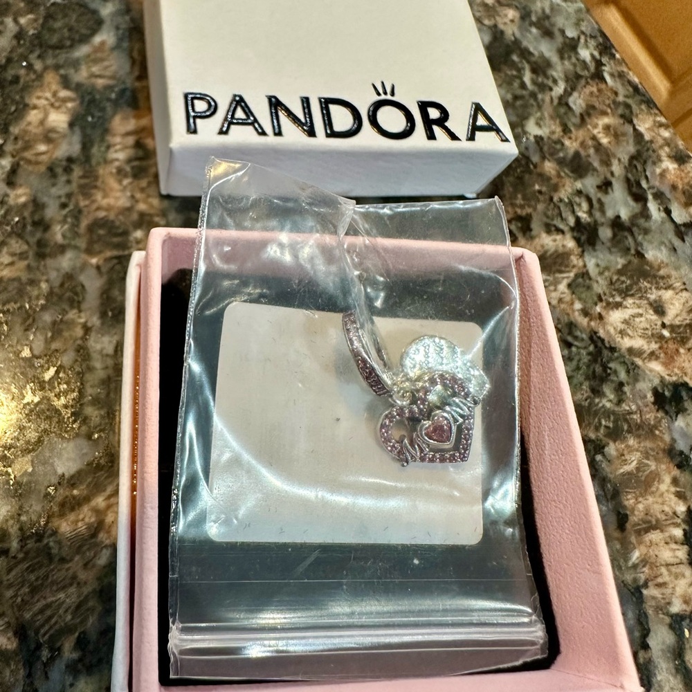 Pandora mom heart dangle charm
